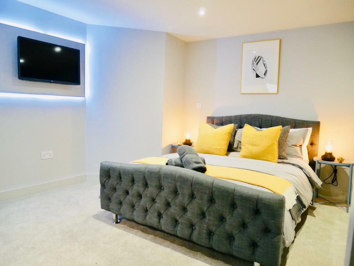 Luxury 3 Bedroom Apartment Near Bournemouth Beach & Poole Exteriör bild